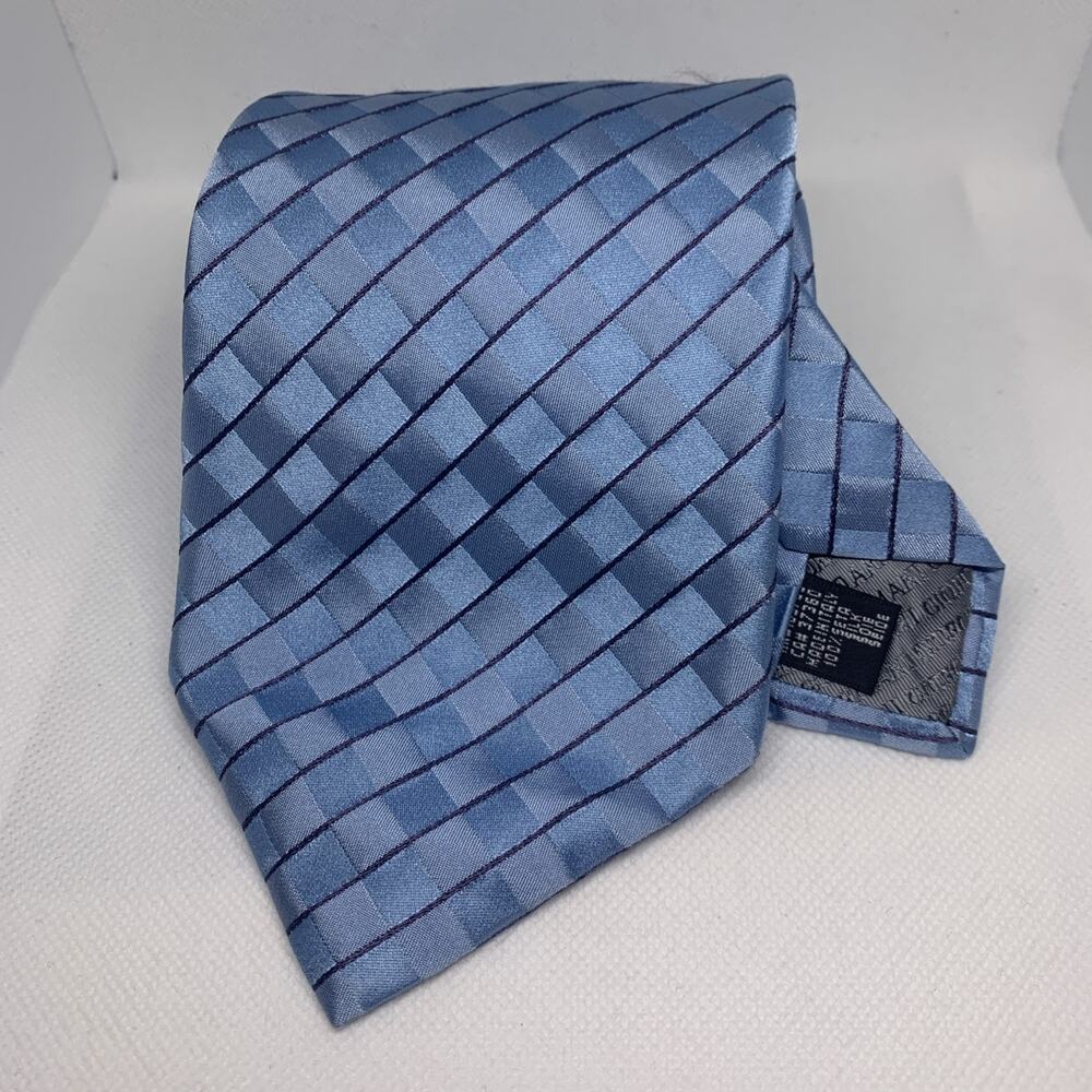GIORGIO ARMANI 100% Silk Tie Blue Geometric Pattern Made in Italy